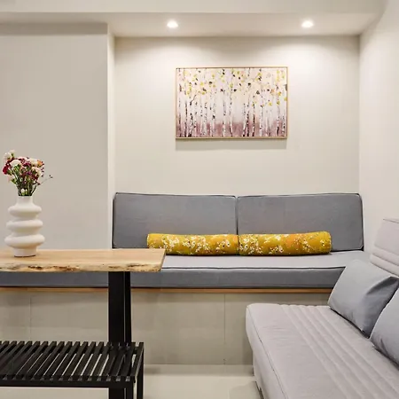 Acropolis Muses - Downtown Luxury