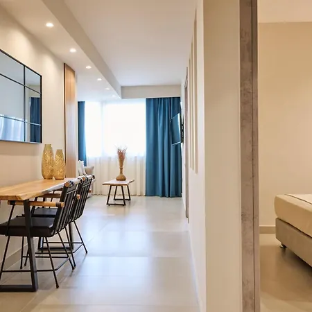 Acropolis Muses - Downtown Luxury Apartment